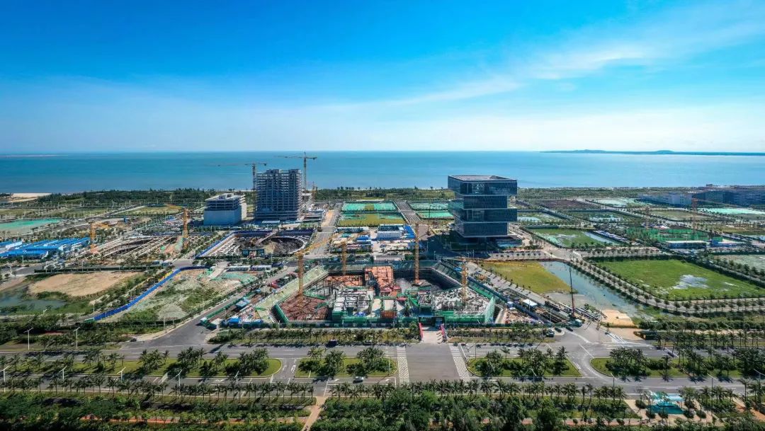项目为王 跑出“加速度”——海口江东新区建设“热浪滚滚”纪实